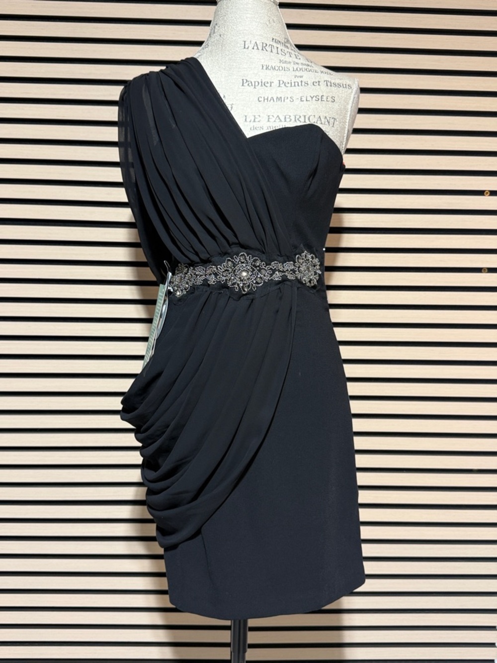 Pearl by Georgina Chapman Black One-Shoulder Embellished Cocktail Dress